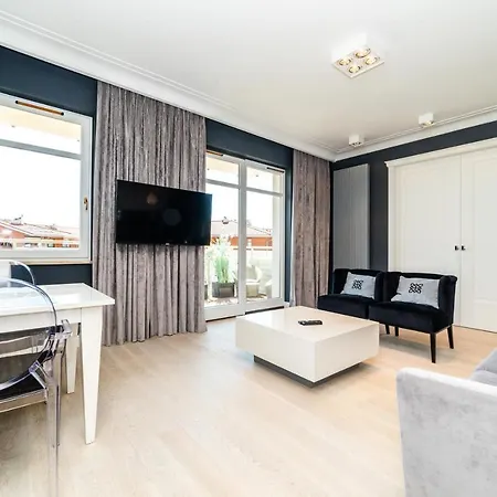 Black Pearl - Neptun Park By Oneapartments * Гданьск