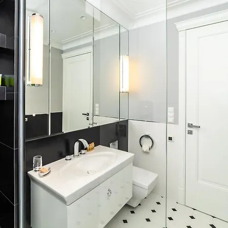 Black Pearl - Neptun Park By Oneapartments Апартаменты Гданьск