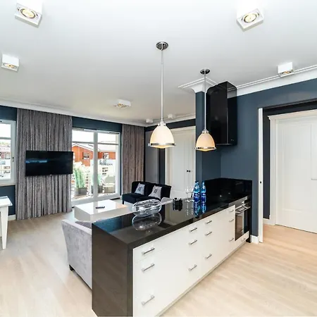 Black Pearl - Neptun Park By Oneapartments Апартаменты
